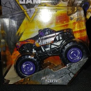 Wild Side Monster Jam  Truck - Black and Purple Series 44 ARENA FAVORITES